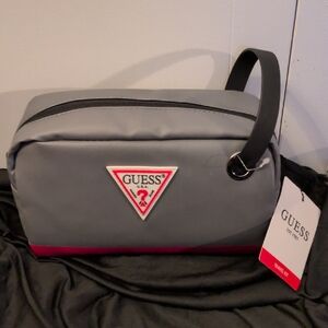 GUESS Men's Gray and Red Toiletry Bag